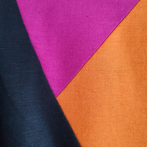 Kira | Colour block black dress - Size 6 sheath with sleeves - Picture 13 of 16